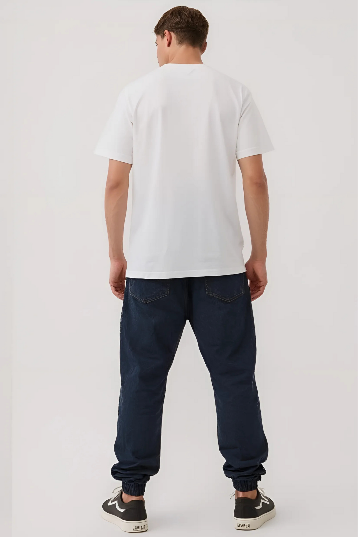 NARUTO NINETAIL OVERSIZED TEE WHITE