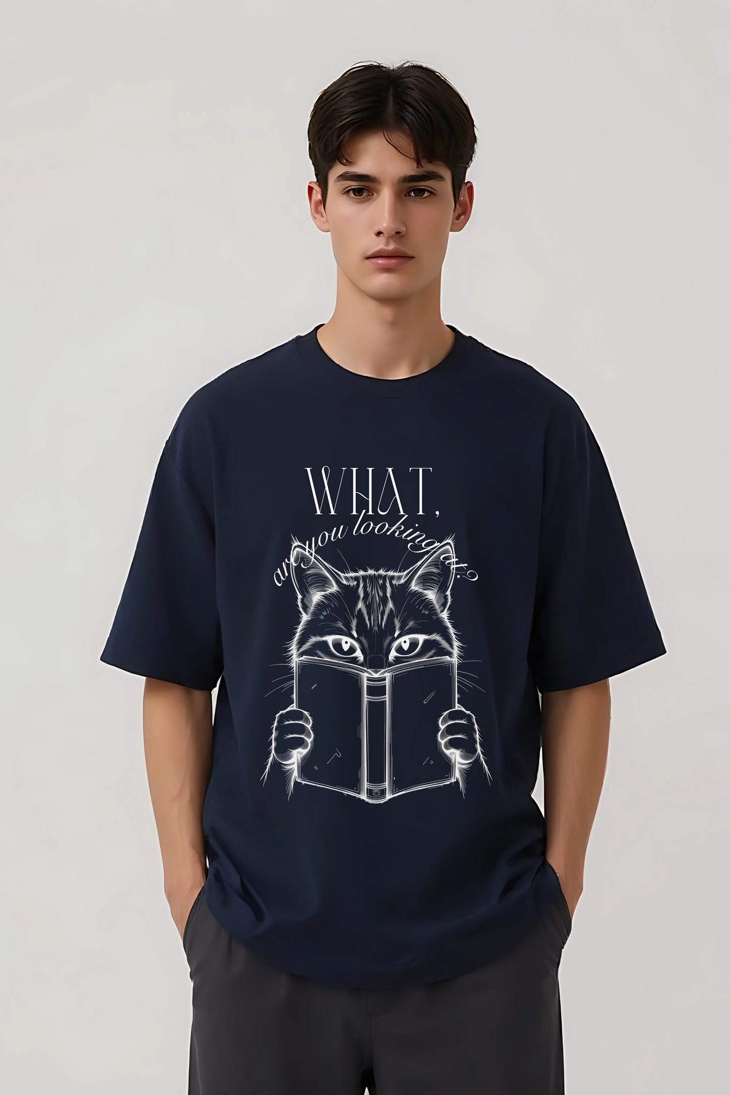 SUSPICIOUS CAT OVERSIZED TEE NAVY-BLUE