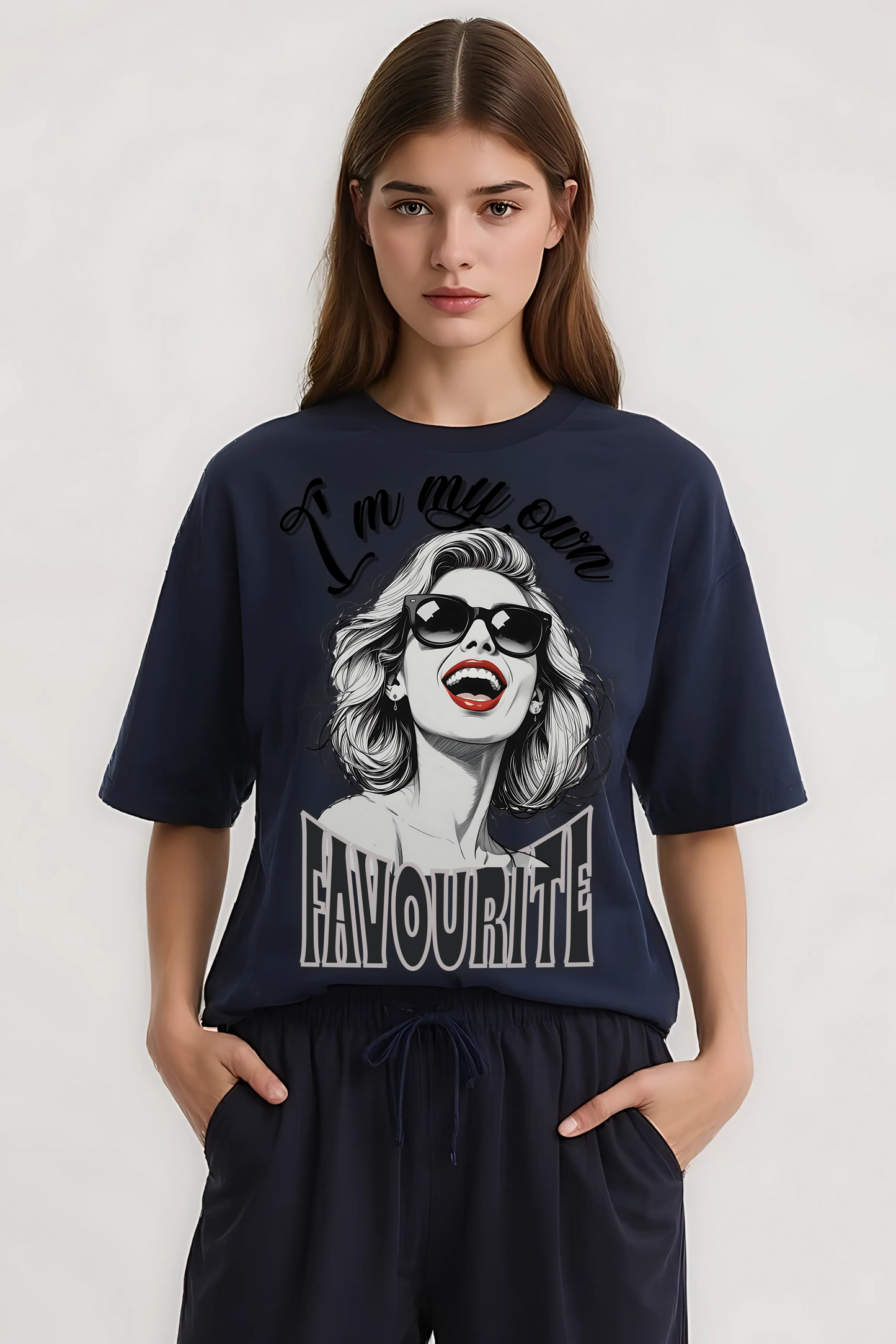 I AM MY OWN FAVOURITE OVERSIZED TEE NAVY-BLUE