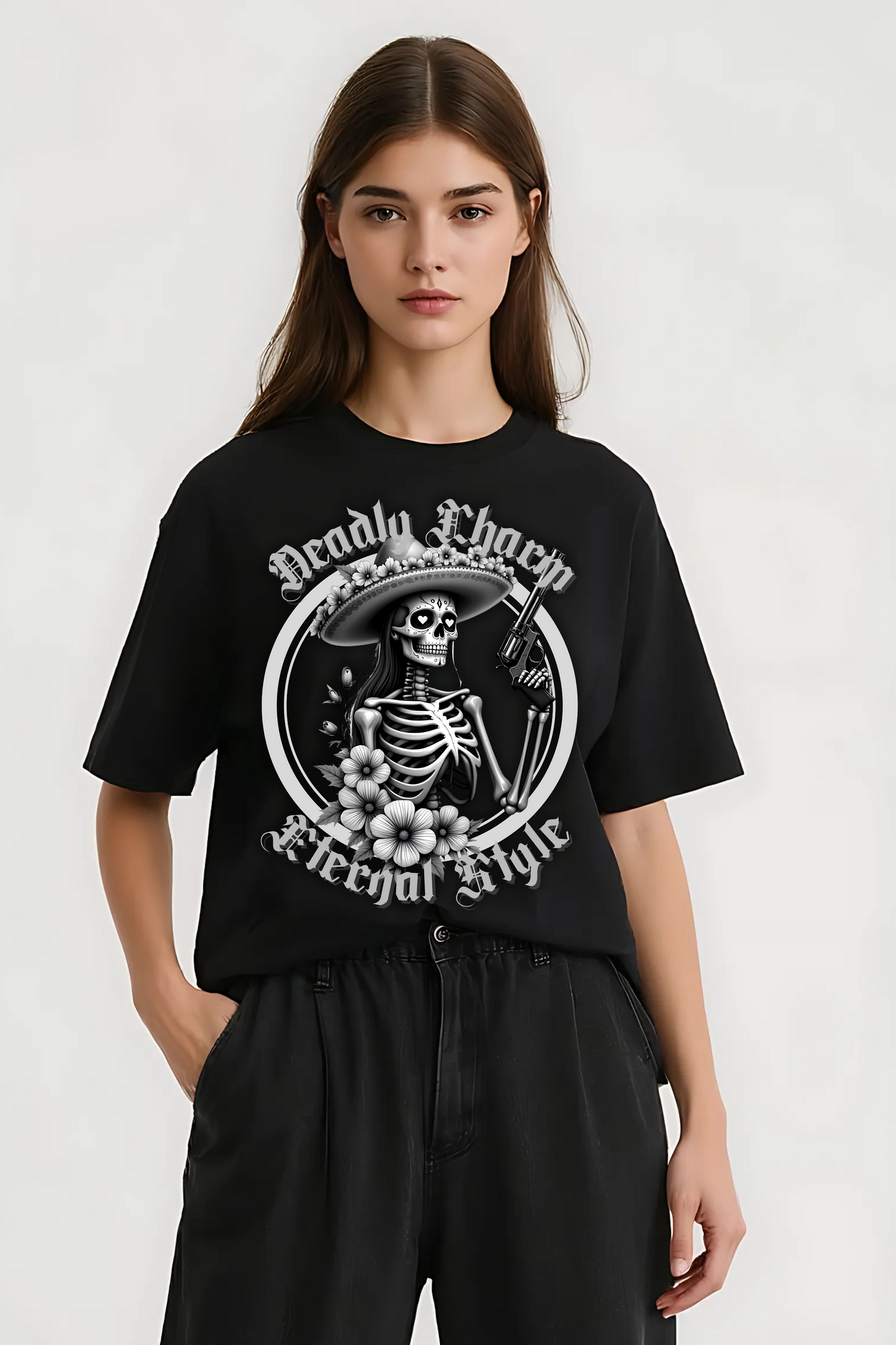 DEADLY CHARM OVERSIZED TEE BLACK
